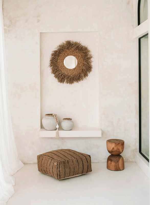 Tabouret bois massif en suar. Petit tabouret en bois.