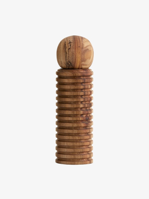 Moulin a poivre en bois d’acacia. Poivrier design.