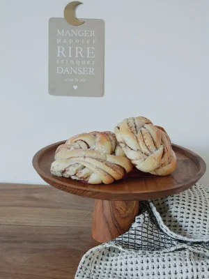 Présentoir à gâteau sur pied en bois d'acacia